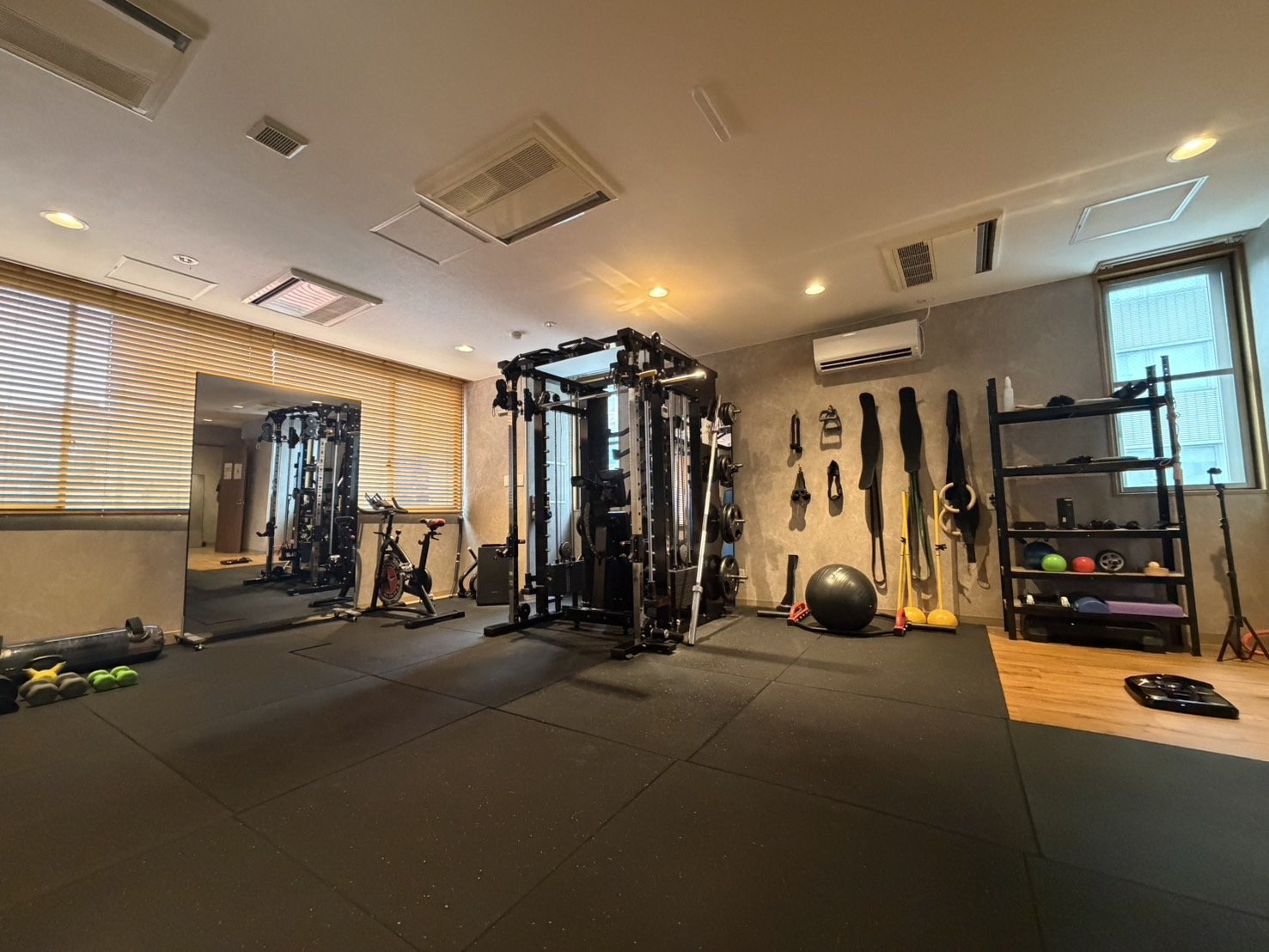 プライベートジムito 三番町店のトレーニングスペース